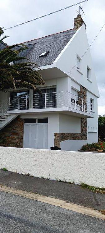 Ravalement de façade sur une maison